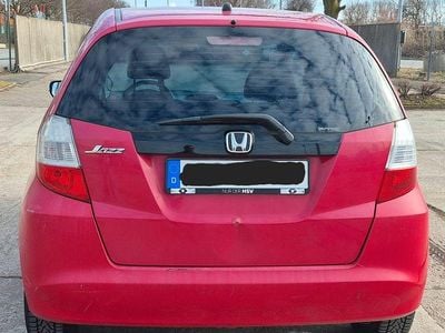 Gebraucht Honda Jazz Trend 90 PS (66 kW) 2009 Rot Kleinwagen