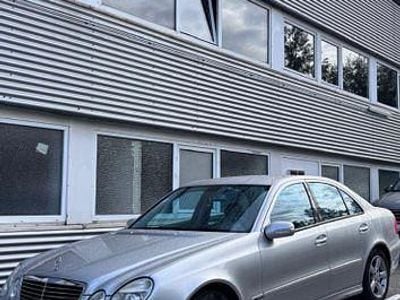 Mercedes E200