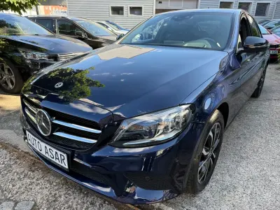 Gebraucht Mercedes C220 Night 194 PS (142 kW) 2019 Blau Limousine