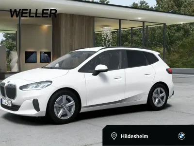 Gebraucht BMW 218 Active Tourer Sport Line 136 PS (100 kW) 2025 Weiß Van / Kleinbus