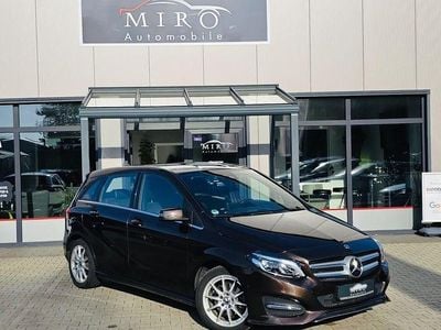Gebraucht Mercedes B220 184 PS (135 kW) 2017 Braun Van / Kleinbus