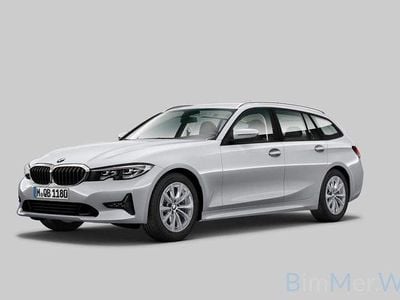 Silber Gebraucht 2022 BMW 318 Sport Line Kombi | 22.999 € (Guter Preis)