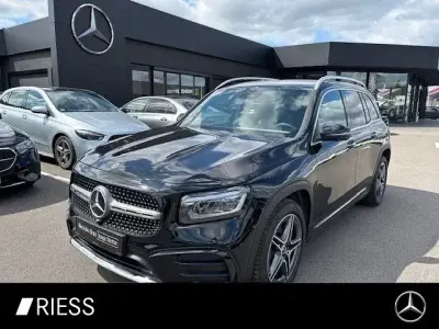 Gebraucht Mercedes GLB220 AMG 190 PS (139 kW) 2024 Metalliclack kosmosschwarz SUV