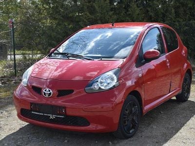 Gebraucht Toyota Aygo Cool 68 PS (50 kW) 2009 Rot Kleinwagen