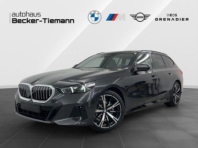 Neu BMW 520 Exclusive 197 PS (144 kW) 2026 Grau Kombi