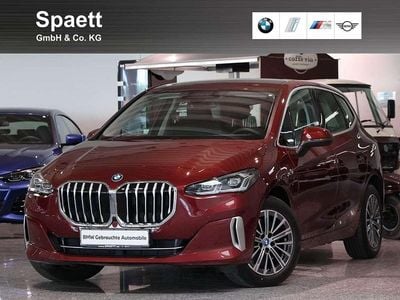 Gebraucht BMW 230e Active Tourer Sport Line 150 PS (110 kW) 2022 Piemont rot Van / Kleinbus