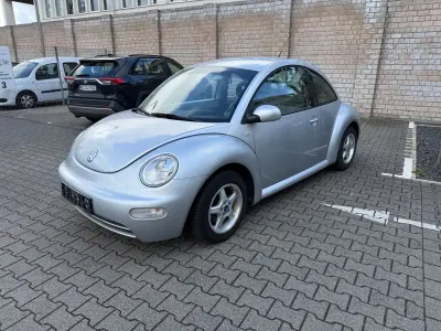 Gebraucht VW New Beetle 75 PS (55 kW) 2002 Silber Kleinwagen
