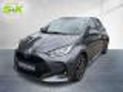 Gebraucht Toyota Yaris Hybrid Team 92 PS (67 kW) 2022 Marlingrau metallic Kleinwagen