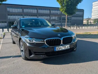 Gebraucht BMW 520 Sport Line 190 PS (139 kW) 2021 Grau Kombi