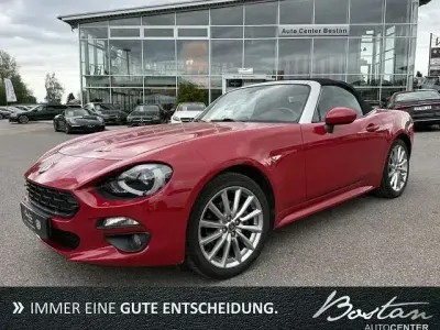 Gebraucht Fiat 124 Spider Lusso 140 PS (102 kW) 2017 Rot Cabrio
