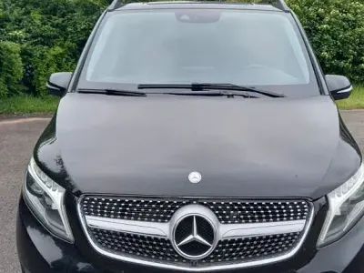 Gebraucht Mercedes V250 Avantgarde Edition 190 PS (139 kW) 2016 Schwarz Van / Kleinbus