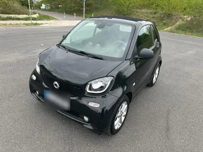 Używany Smart ForTwo Cabrio Passion 71 KM (52 kW) 2019 Czarny Kabriolet