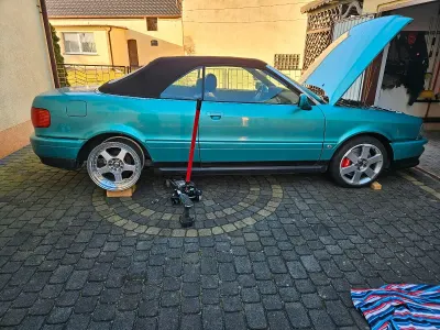 Gebraucht Audi Cabriolet Basis 230 PS (169 kW) 1996 Blau Cabrio