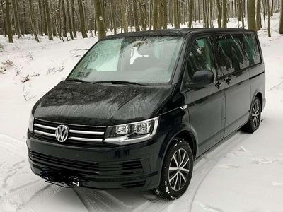 Schwarz Gebraucht 2016 VW T6 Comfortline Van | 29.000 € (Etwas zu teuer)