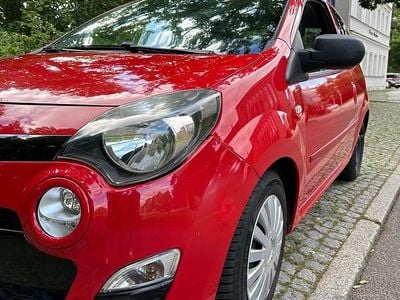 Gebraucht Renault Twingo 75 PS (55 kW) 2012 Rot Kleinwagen