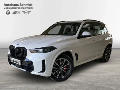 Gebraucht BMW X5 M Sport 286 PS (210 kW) 2024 Alpinweiß uni SUV