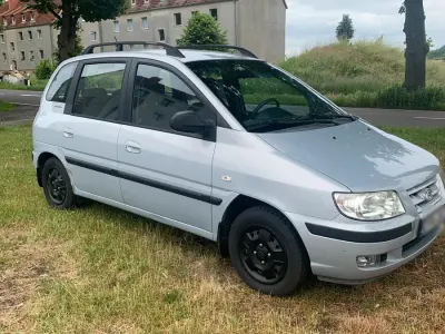 Gebraucht Hyundai Matrix 104 PS (76 kW) 2005 Silber Van / Kleinbus