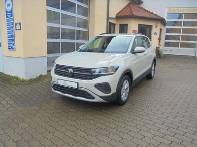 Gebraucht VW T-Cross Life 116 PS (85 kW) 2024 Ascotgrau SUV