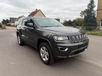 Grau Gebraucht 2019 Jeep Grand Cherokee SUV | 29.000 € (Fairer Preis)