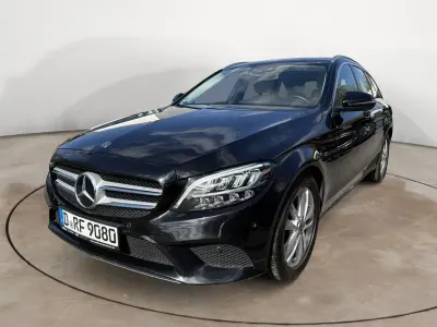 Gebraucht Mercedes C200 Avantgarde 184 PS (135 kW) 2019 Schwarz Limousine