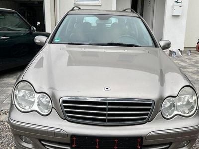 Mercedes C200