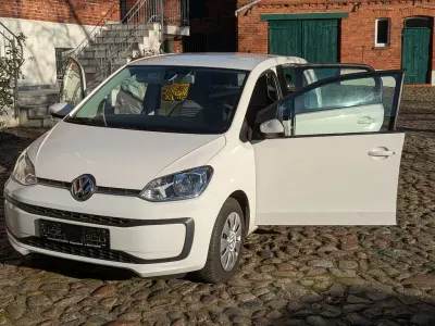 Gebraucht VW up! move up! 60 PS (44 kW) 2018 Weiß Kleinwagen
