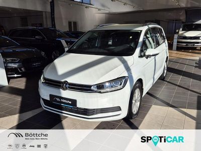 Gebraucht VW Touran 150 PS (110 kW) 2024 Weiß Van / Kleinbus
