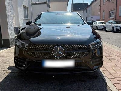 Gebraucht Mercedes A200 AMG line 163 PS (119 kW) 2018 Schwarz Limousine