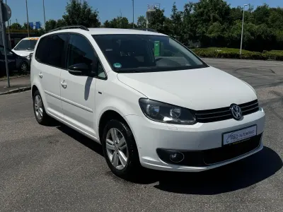 Gebraucht VW Touran Match 105 PS (77 kW) 2012 Van / Kleinbus