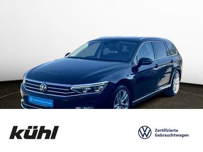 Deep black perleffekt Gebraucht 2021 VW Passat Elegance Kombi | 25.290 € (Fairer Preis)