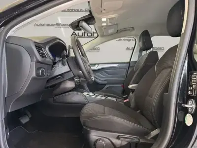 Gebraucht Ford Focus Titanium 116 PS (85 kW) 2024 Schwarz Limousine