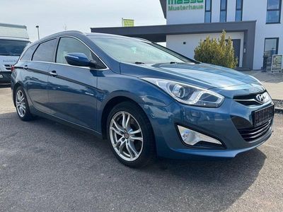 Gebraucht Hyundai i40 Edition 136 PS (100 kW) 2014 Blau Kombi