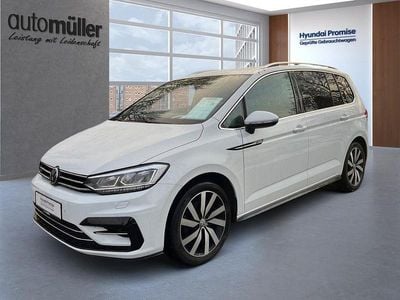 Weiß Gebraucht 2019 VW Touran R-line Van / Kleinbus | 25.870 € (Fairer Preis)