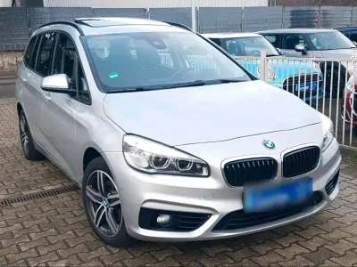 Gebraucht BMW 216 Gran Tourer Sport Line 116 PS (85 kW) 2015 Silber Van / Kleinbus