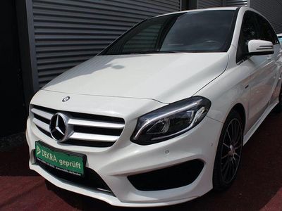 Gebraucht Mercedes B180 AMG 122 PS (89 kW) 2017 Weiß Van / Kleinbus