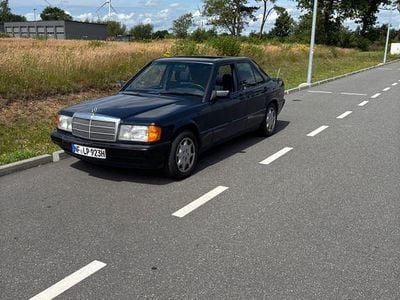 Gebraucht Mercedes 190 122 PS (89 kW) 1993 Limousine