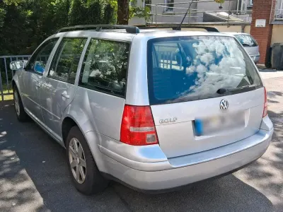 Gebraucht VW Golf IV 100 PS (73 kW) 2003 Silber Limousine