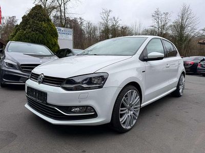 Gebraucht VW Polo LOUNGE 105 PS (77 kW) 2015 Pure white Kleinwagen