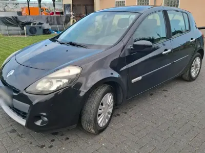 Gebraucht Renault Clio III 75 PS (55 kW) 2011 Schwarz Kleinwagen