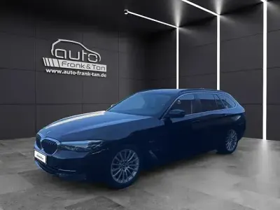 Gebraucht BMW 530e Sport Line 292 PS (214 kW) 2022 Schwarz Kombi