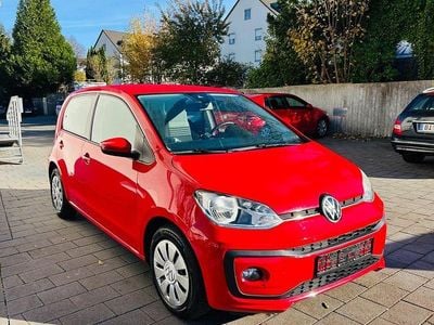 Gebraucht VW up! Basis 60 PS (44 kW) 2020 Rot Kleinwagen