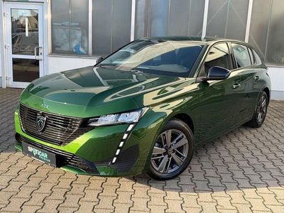 Grün Gebraucht 2023 Peugeot 308 Active Limousine | 20.890 € (Fairer Preis)