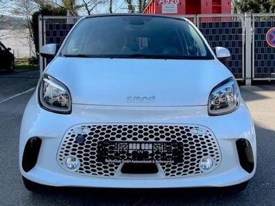 Gebraucht Smart ForFour Electric Drive Passion 60 kW (82 PS) 2021 Weiß Limousine