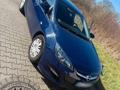 Usata Opel Astra 110 CV (80 kW) 2013 Blu Berlina