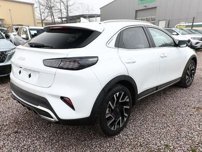 Nuova Kia XCeed 179 CV (131 kW) 2026 Bianco SUV