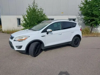 Gebraucht Ford Kuga Titanium 140 PS (102 kW) 2011 Weiß SUV