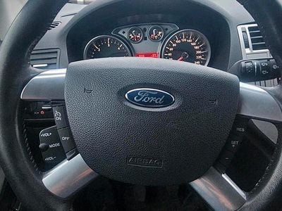 Weiß Gebraucht 2011 Ford Kuga Titanium S SUV | 6.300 € (Guter Preis)