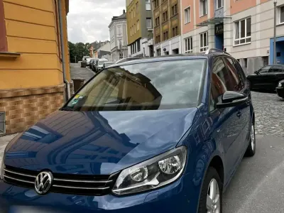 Gebraucht VW Touran 160 PS (117 kW) 2012 Blau Van / Kleinbus