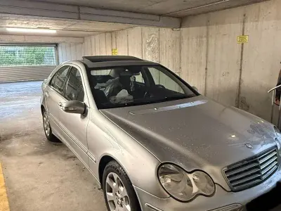 Gebraucht Mercedes C200 Elegance 163 PS (119 kW) 2005 Grau Limousine