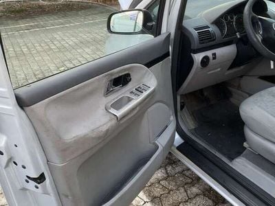 VW Sharan